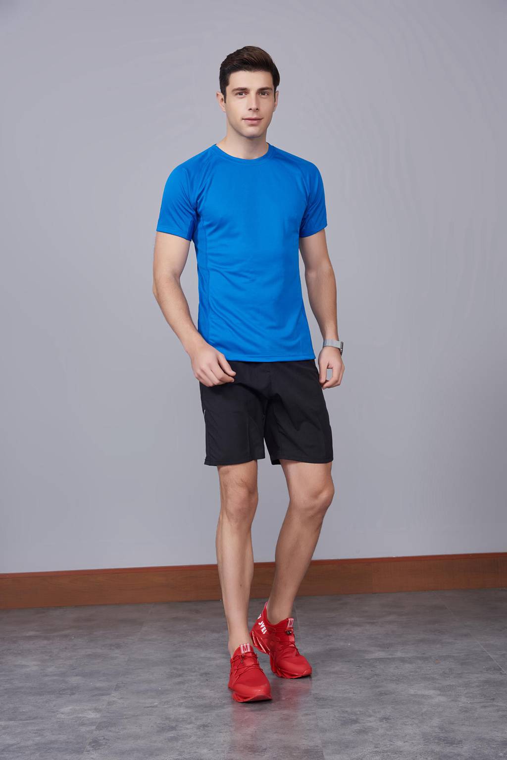 修身運動短袖 舒適透氣跑步訓(xùn)練速干T恤-寶藍(lán)色