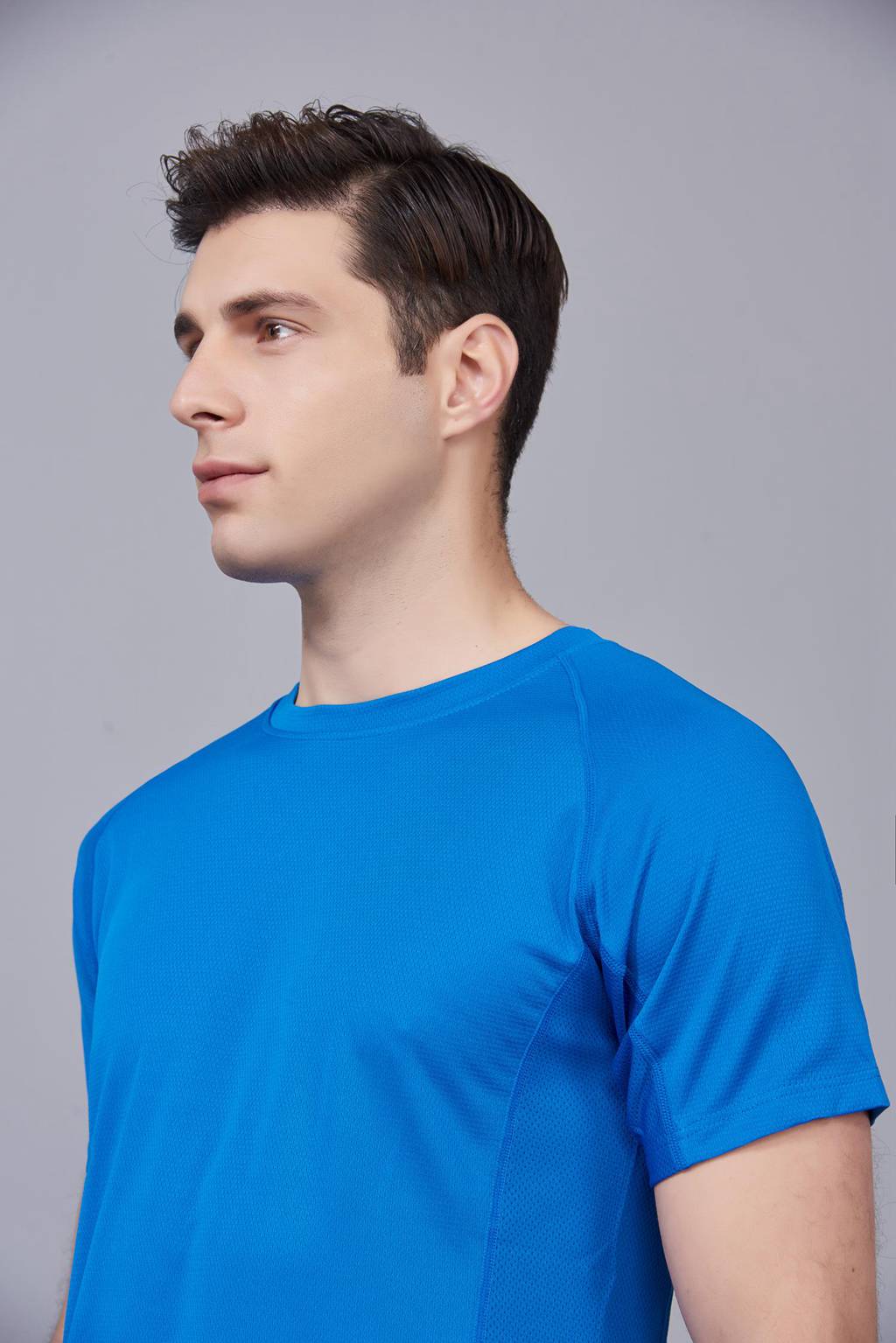 修身運動短袖 舒適透氣跑步訓(xùn)練速干T恤-寶藍(lán)色