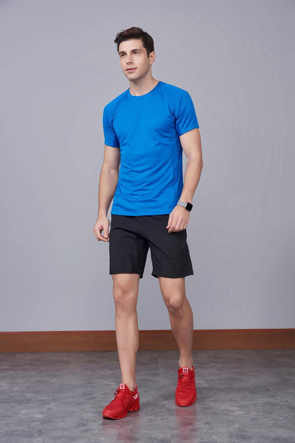 修身運動短袖 舒適透氣跑步訓(xùn)練速干T恤-寶藍(lán)色